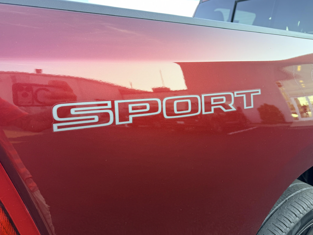 Used 2023 RAM 1500 Laramie AWD/4WD image 31