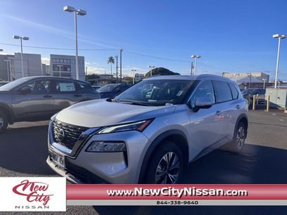 Used 2021 Nissan Rogue SV w/ Premium Package