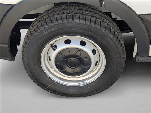 New 2026 Ford Transit 250 148 Medium Roof RWD image 9