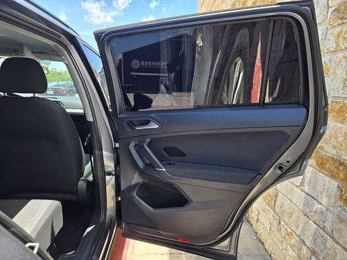 Used 2020 Volkswagen Tiguan S FWD image 10