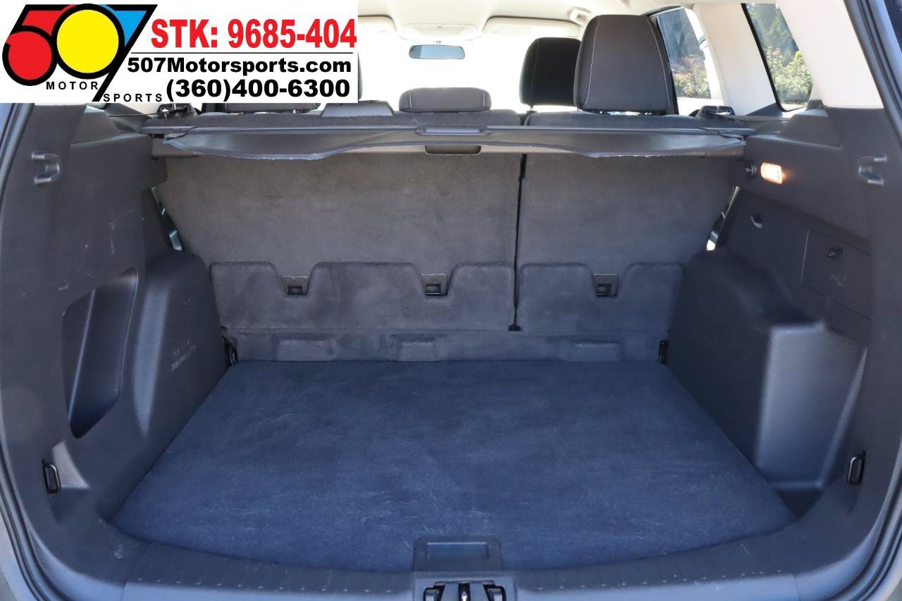 Used 2017 Ford Escape SE FWD image 18