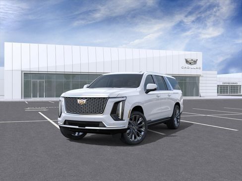 New 2026 Cadillac Escalade ESV Luxury w/ LPO, Radiant Package AWD/4WD image 8