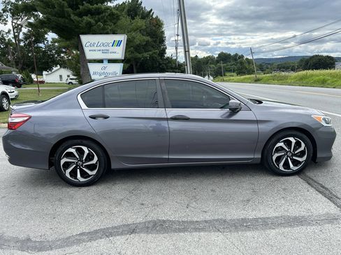 Used 2016 Honda Accord EX-L image 10