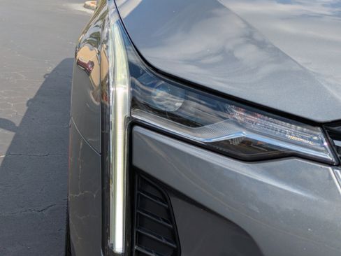 Certified 2021 Cadillac CT4 Premium Luxury image 9