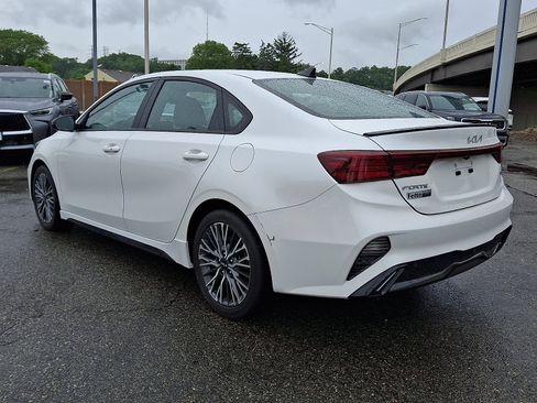 Used 2023 Kia Forte GT-Line w/ GT-Line Technology Package FWD image 6