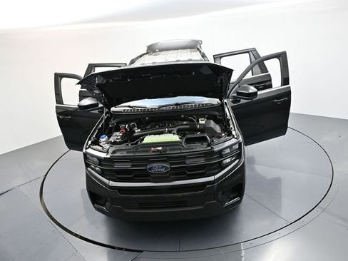 New 2025 Ford Expedition Active image 35