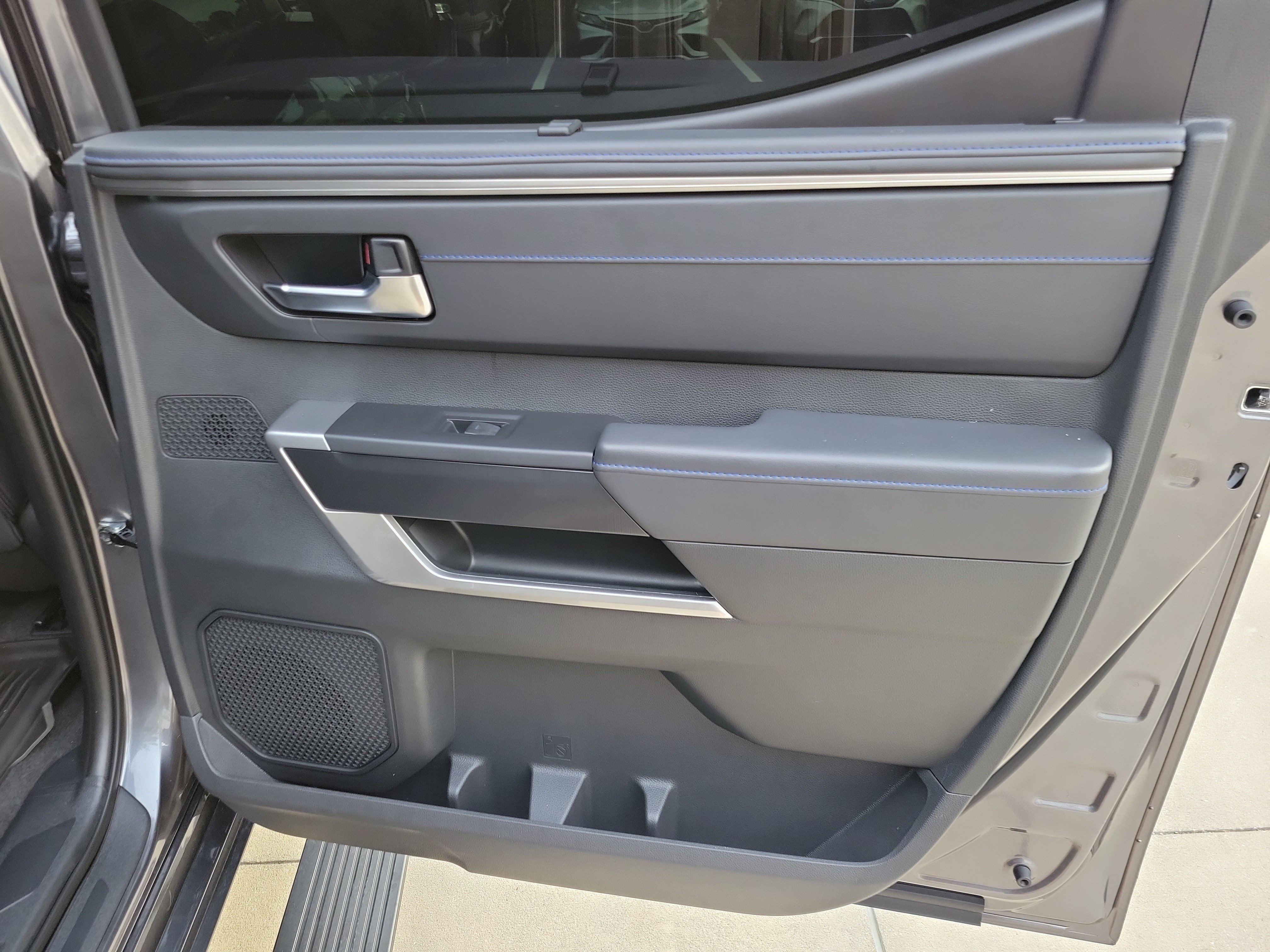 Certified 2025 Toyota Tundra Platinum AWD/4WD image 29