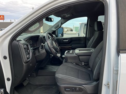 Used 2022 Chevrolet Silverado 2500 LT w/ Fleet Comfort Package image 8