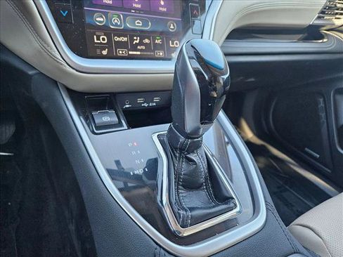 Used 2020 Subaru Outback Limited w/ Popular Package #2 image 12