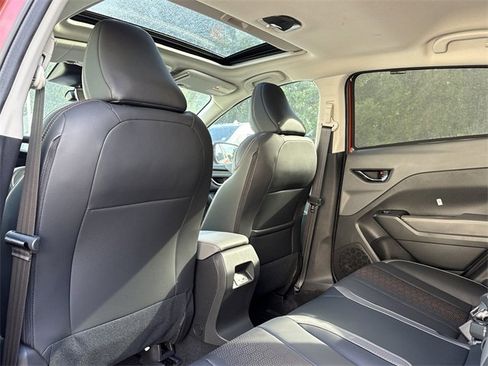 New 2025 Subaru Crosstrek 2.5i Limited w/ Popular Package #3A image 13