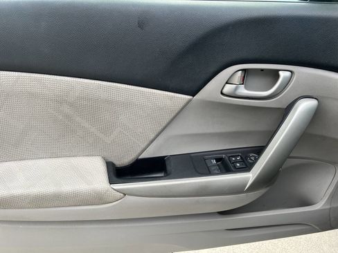 Used 2013 Honda Civic LX image 23