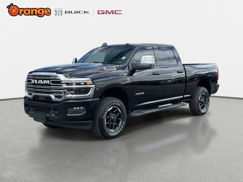 Used 2026 RAM 2500 Laramie AWD/4WD image 7