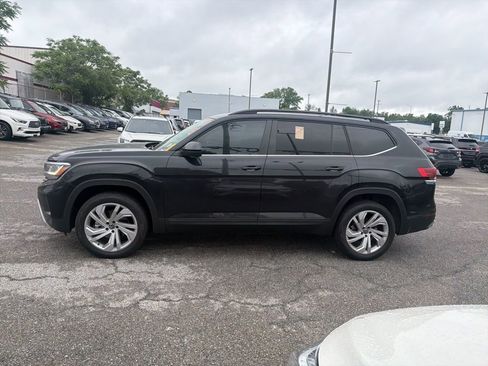 Used 2023 Volkswagen Atlas SE FWD image 4