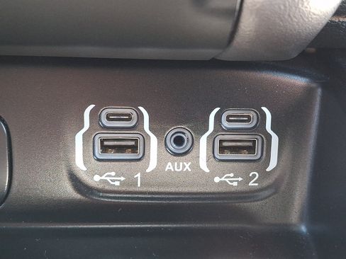 Used 2019 RAM 1500 Big Horn AWD/4WD image 23