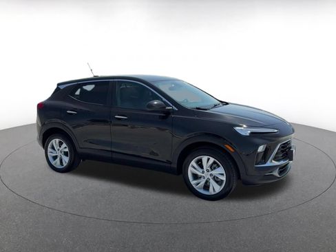 Used 2026 Buick Encore GX Preferred FWD image 2