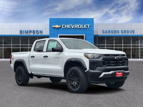 New 2026 Chevrolet Colorado Trail Boss AWD/4WD image 1