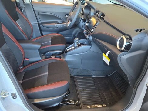 Used 2025 Nissan Versa SR w/ Trunk Package image 5