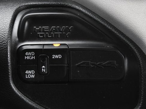 Used 2020 RAM 3500 Laramie image 34