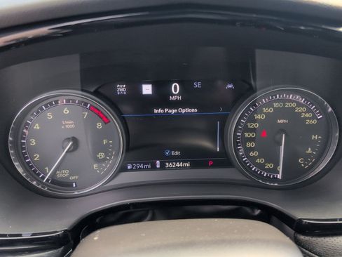 Used 2023 Cadillac XT5 Premium Luxury w/ Technology Package AWD/4WD image 23