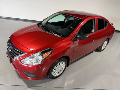Used 2019 Nissan Versa S Plus FWD image 38