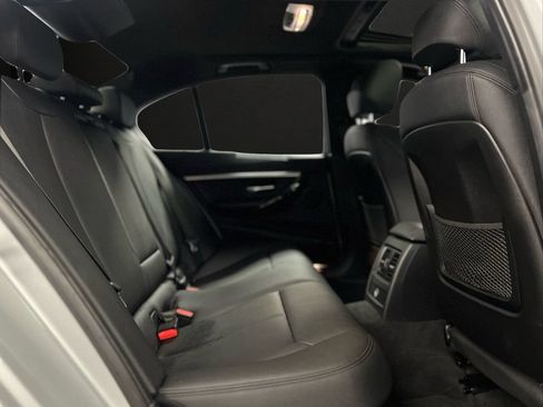 Used 2017 BMW 330i xDrive Sedan AWD/4WD image 18