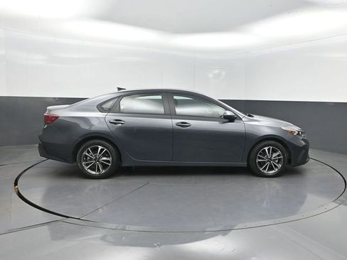 Used 2023 Kia Forte LXS FWD image 29