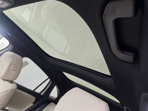 New 2026 Mercedes-Benz GLA 250 4MATIC image 9