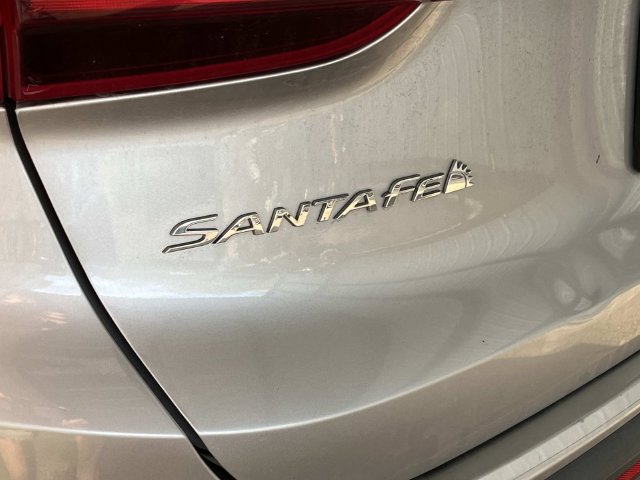 Used 2023 Hyundai Santa Fe SEL w/ Cargo Package FWD image 10