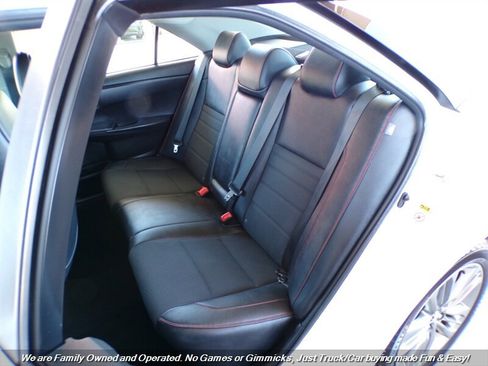 Used 2016 Toyota Camry SE FWD image 21