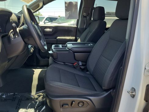 Used 2023 Chevrolet Silverado 1500 Custom Trail Boss w/ LPO, Dark Essentials Package AWD/4WD image 18
