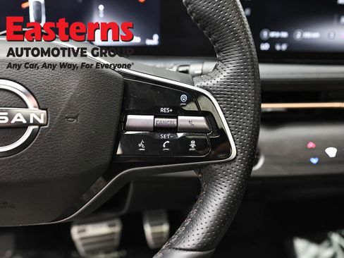 Used 2023 Nissan Ariya FWD image 16