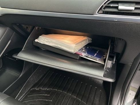 Used 2022 Hyundai Palisade Calligraphy w/ Cargo Package image 48