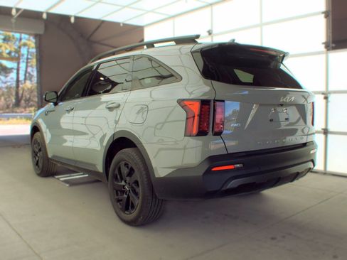 Used 2022 Kia Sorento S w/ Panoramic Sunroof Package AWD/4WD image 8