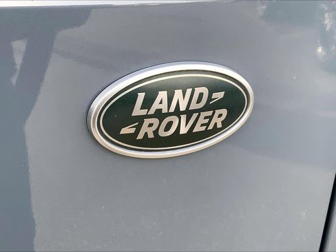 Used 2020 Land Rover Range Rover Evoque First Edition image 9