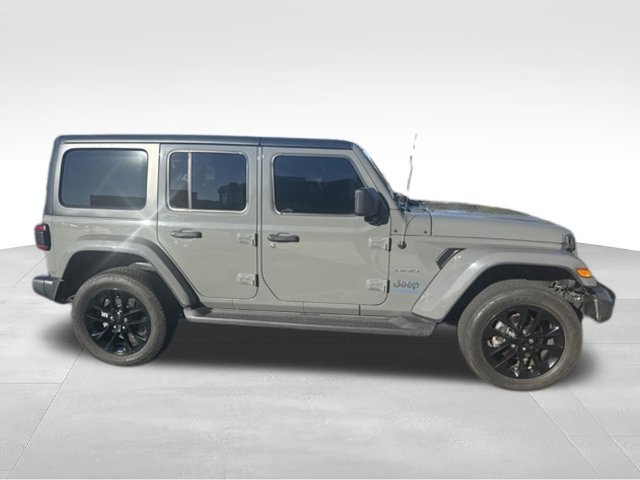 Used 2022 Jeep Wrangler Unlimited Sahara AWD/4WD image 2