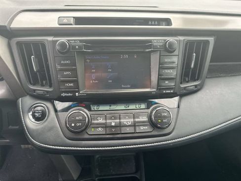 Used 2018 Toyota RAV4 XLE w/ Plus Extra Value Package AWD/4WD image 15