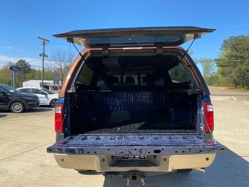 Used 2013 Ford F250 King Ranch w/ King Ranch w/Chrome Pkg image 9