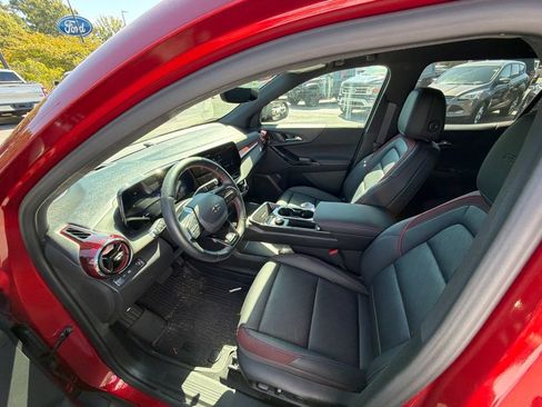 Used 2026 Chevrolet Equinox RS w/ Convenience Package III FWD image 6