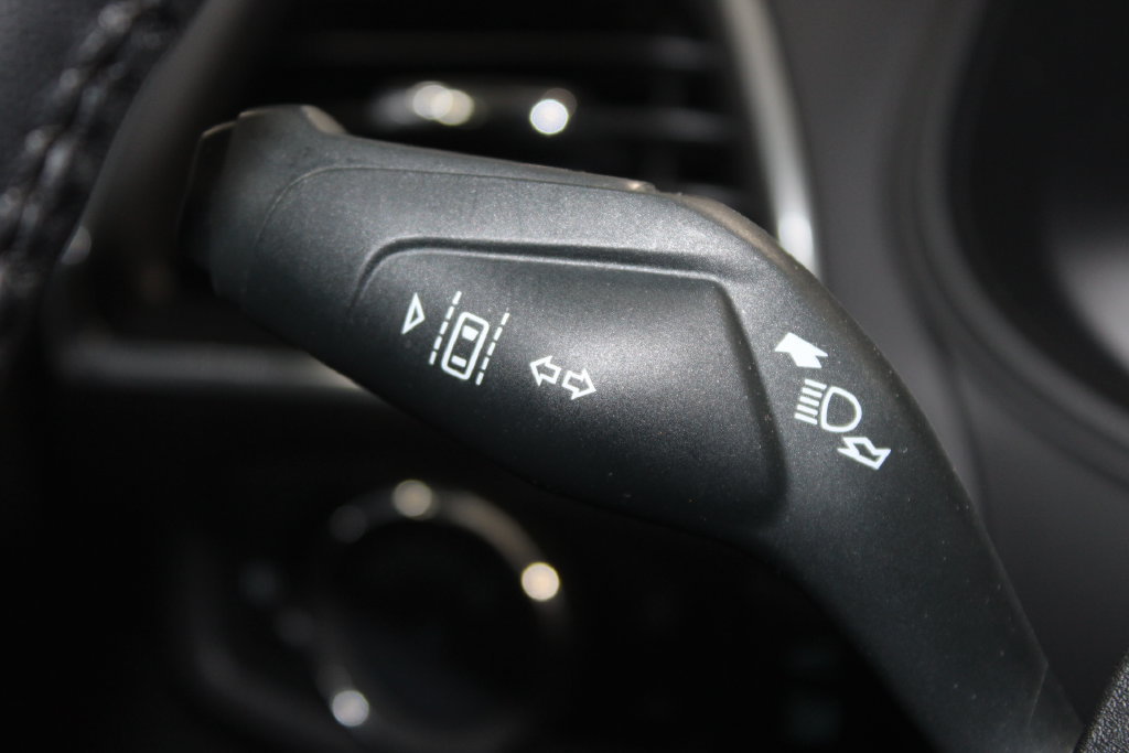 Used 2024 Ford Edge Titanium AWD/4WD image 37