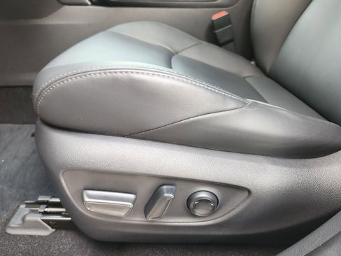 Used 2024 Toyota Venza Nightshade AWD/4WD image 23