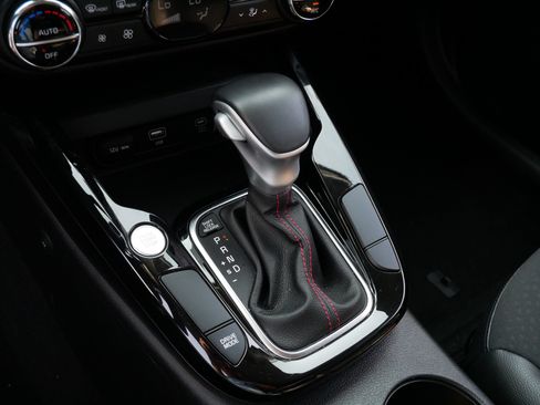 Used 2023 Kia Soul GT-Line FWD image 23