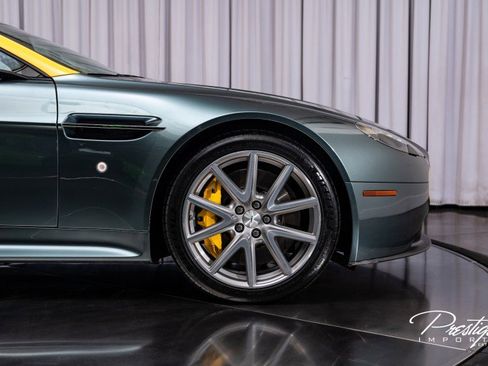 Used 2015 Aston Martin V8 Vantage GT image 23