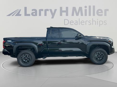 Certified 2026 Toyota Tacoma SR5 RWD image 5