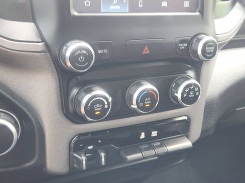 Used 2024 RAM 2500 Tradesman w/ Chrome Appearance Group AWD/4WD image 20