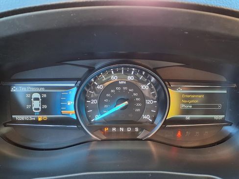 Certified 2018 Ford Explorer XLT w/ Equipment Group 202A image 16