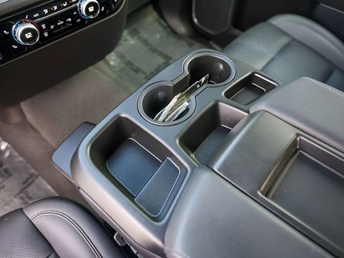 Used 2025 GMC Sierra 1500 SLT image 20