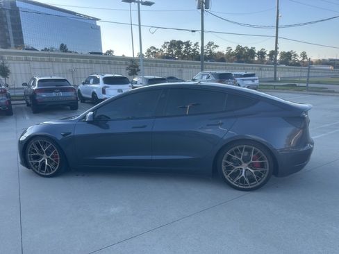 Used 2023 Tesla Model 3 Performance image 8