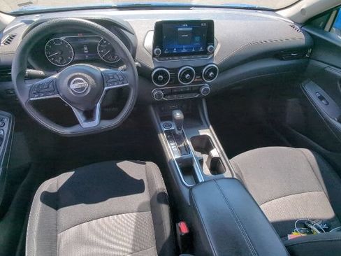 Used 2024 Nissan Sentra SV FWD image 14