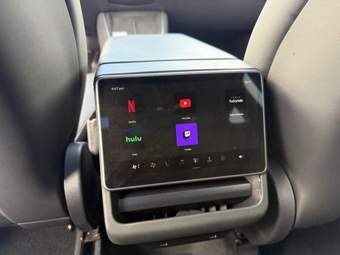 Used 2026 Tesla Model Y Long Range RWD image 20