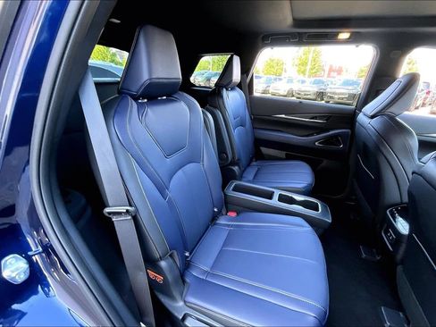 Certified 2026 INFINITI QX60 Sport w/ Dark Cargo Package AWD/4WD image 30